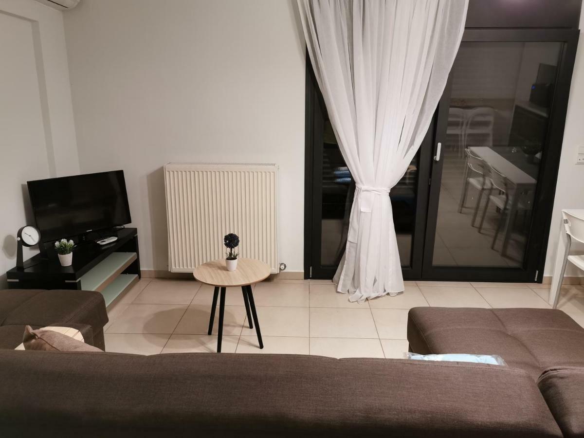 Pall'S Minimal Apartment Néa Péramos Esterno foto